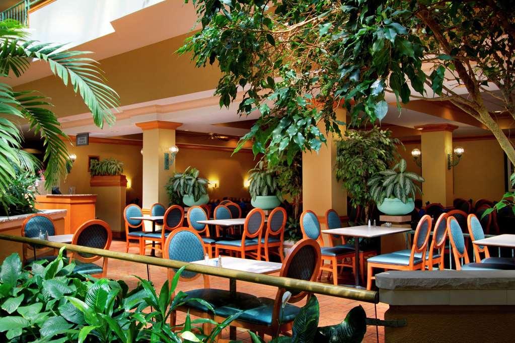 Embassy Suites By Hilton Greensboro Airport Restaurant foto