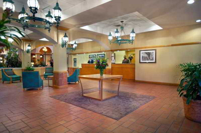 Embassy Suites By Hilton Greensboro Airport Interieur foto